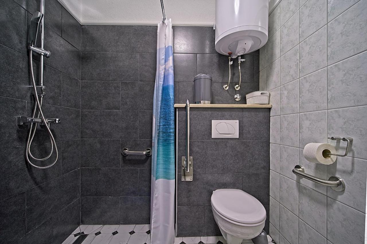 Luxury Apartment "Blue Diamond" Postira Εξωτερικό φωτογραφία
