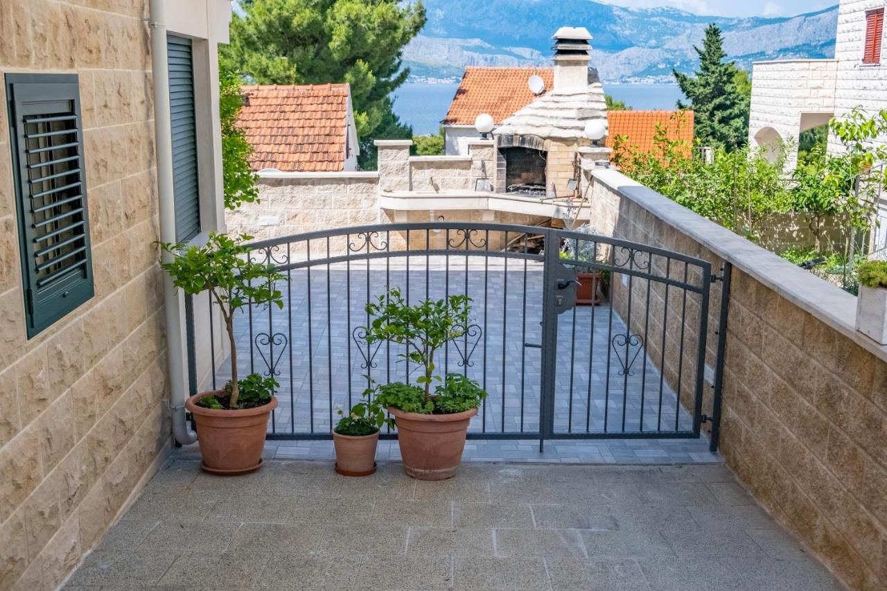 Luxury Apartment "Blue Diamond" Postira Εξωτερικό φωτογραφία